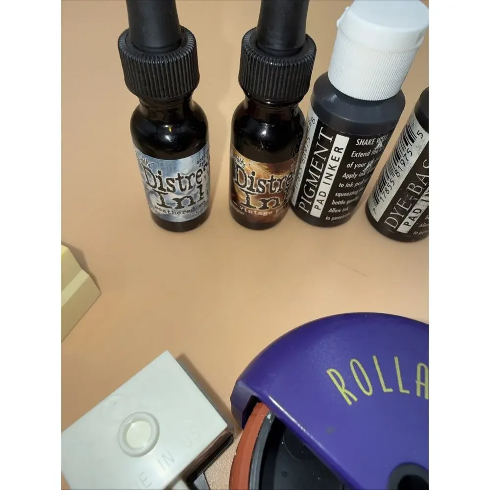 LOT holtz distress ink, Rubber, Stampede Ink,rollagraph Ink And Roller, Extras